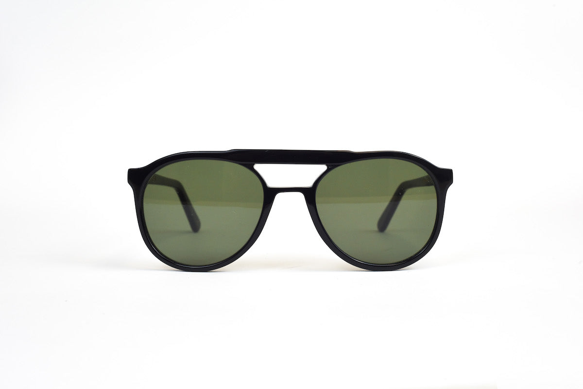 L.G.R Pilot Black - Eye Club UK