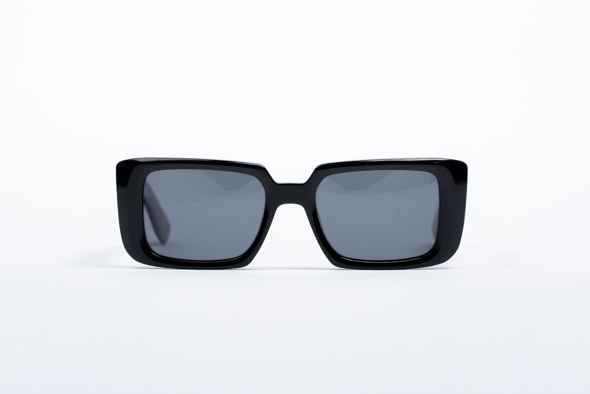 Brunner - Black Gloss