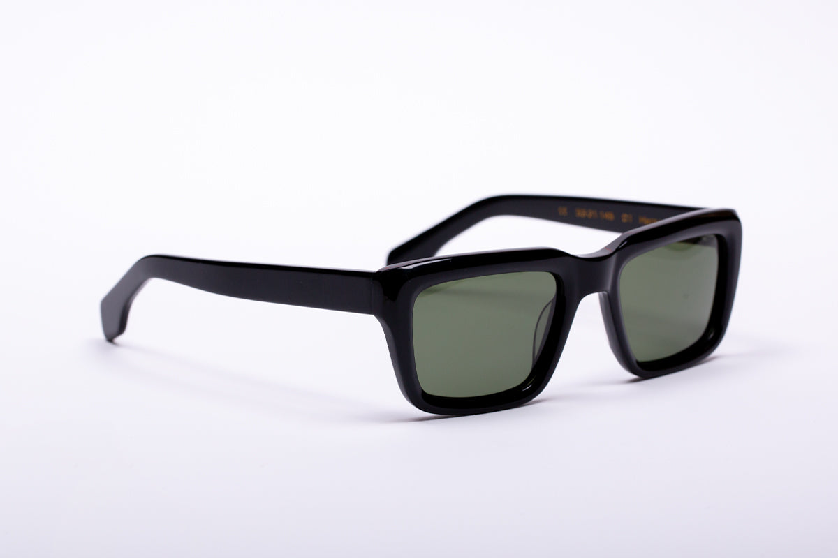 Harewood - Black Gloss